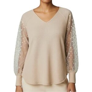 Daytrip Waffle weave Tunic Beige gold Sheer long sleeves V-neck Women’s M Casual